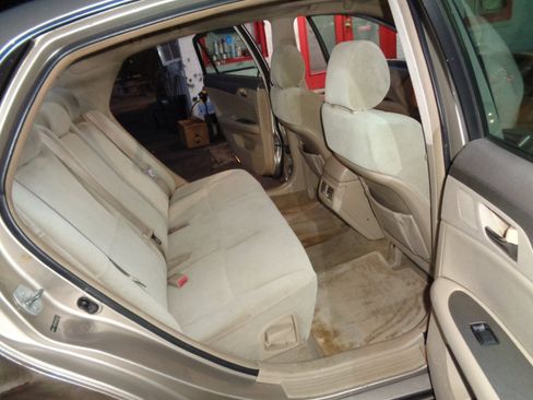 Used 2008 Toyota Avalon XL image 16