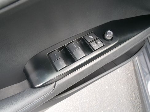 Used 2025 Toyota Camry XSE image 18