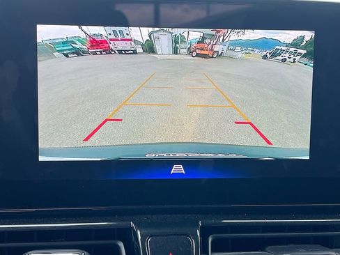 Used 2026 Chevrolet TrailBlazer RS w/ Convenience Package AWD/4WD image 13