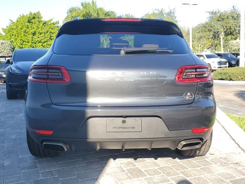 Used 2018 Porsche Macan image 5