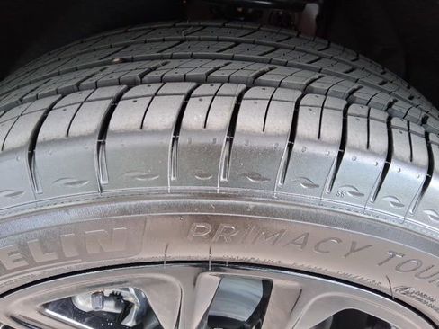 New 2026 Cadillac XT5 Premium Luxury w/ LPO, ONYX Package image 26