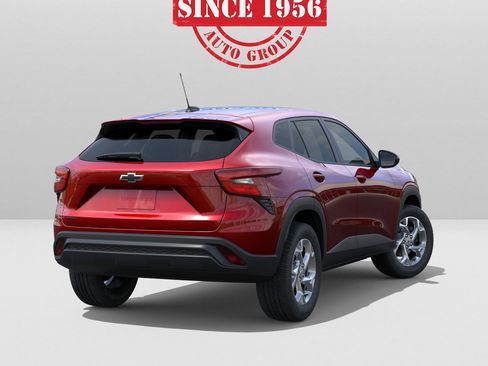 New 2026 Chevrolet Trax LS FWD image 28