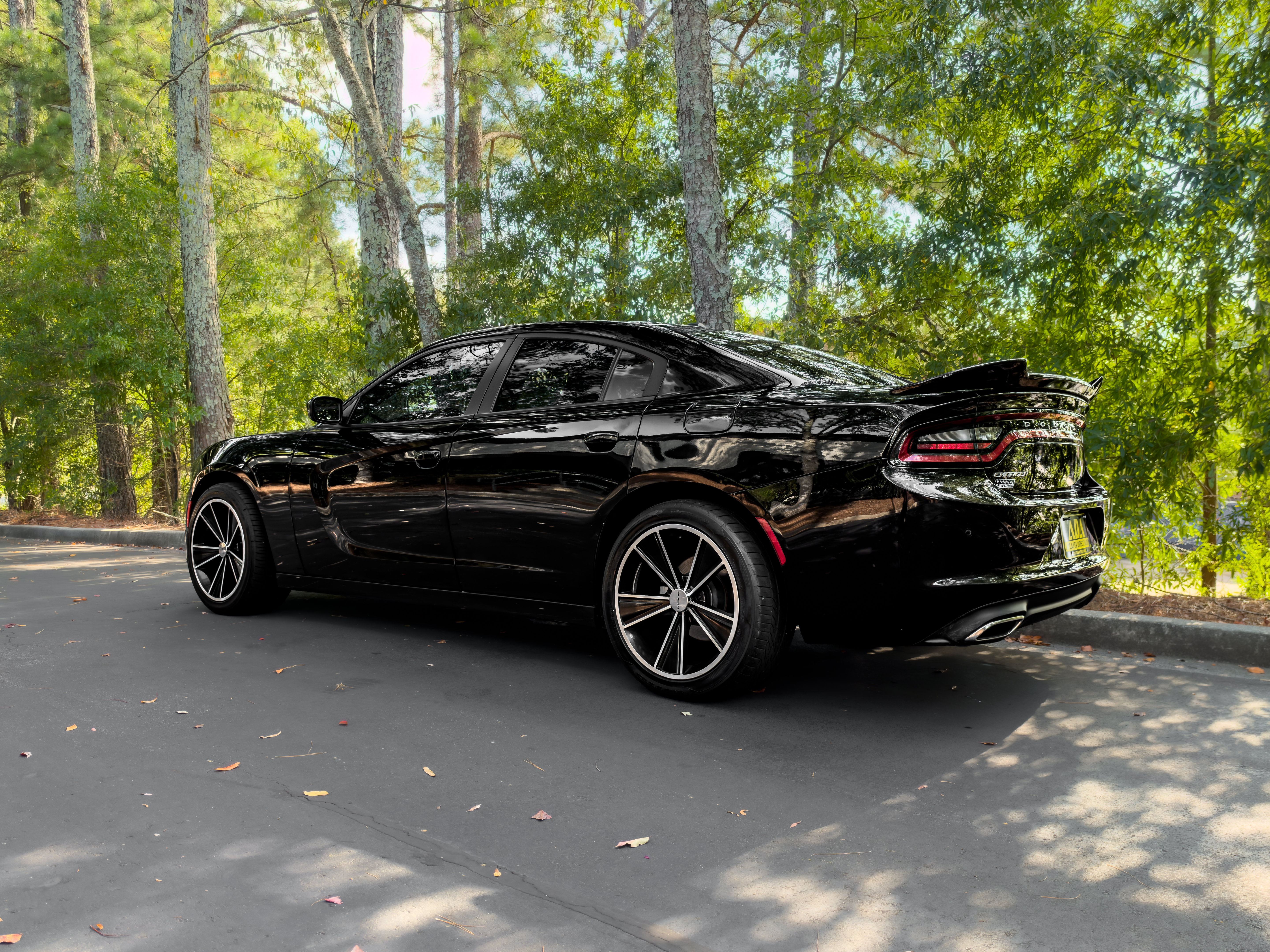 Used 2022 Dodge Charger SXT w/ Leather Interior Group RWD image 51