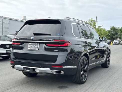 Used 2023 BMW X7 xDrive40i w/ Executive Package AWD/4WD image 3
