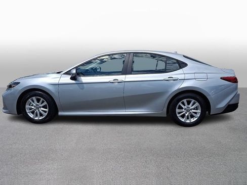 Used 2025 Toyota Camry LE FWD image 7