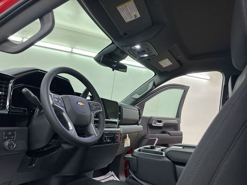 New 2026 Chevrolet Silverado 1500 LT w/ Z71 Off-Road Package image 27