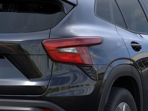 New 2026 Chevrolet Trax LS FWD image 11