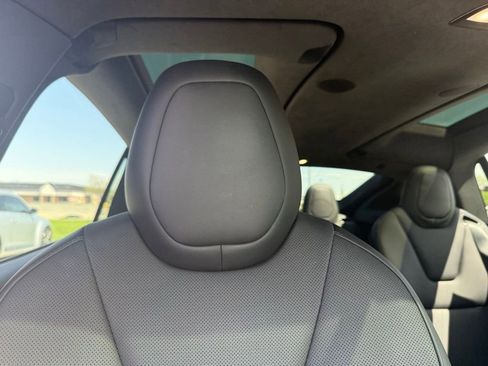 Used 2022 Tesla Model X Plaid image 31