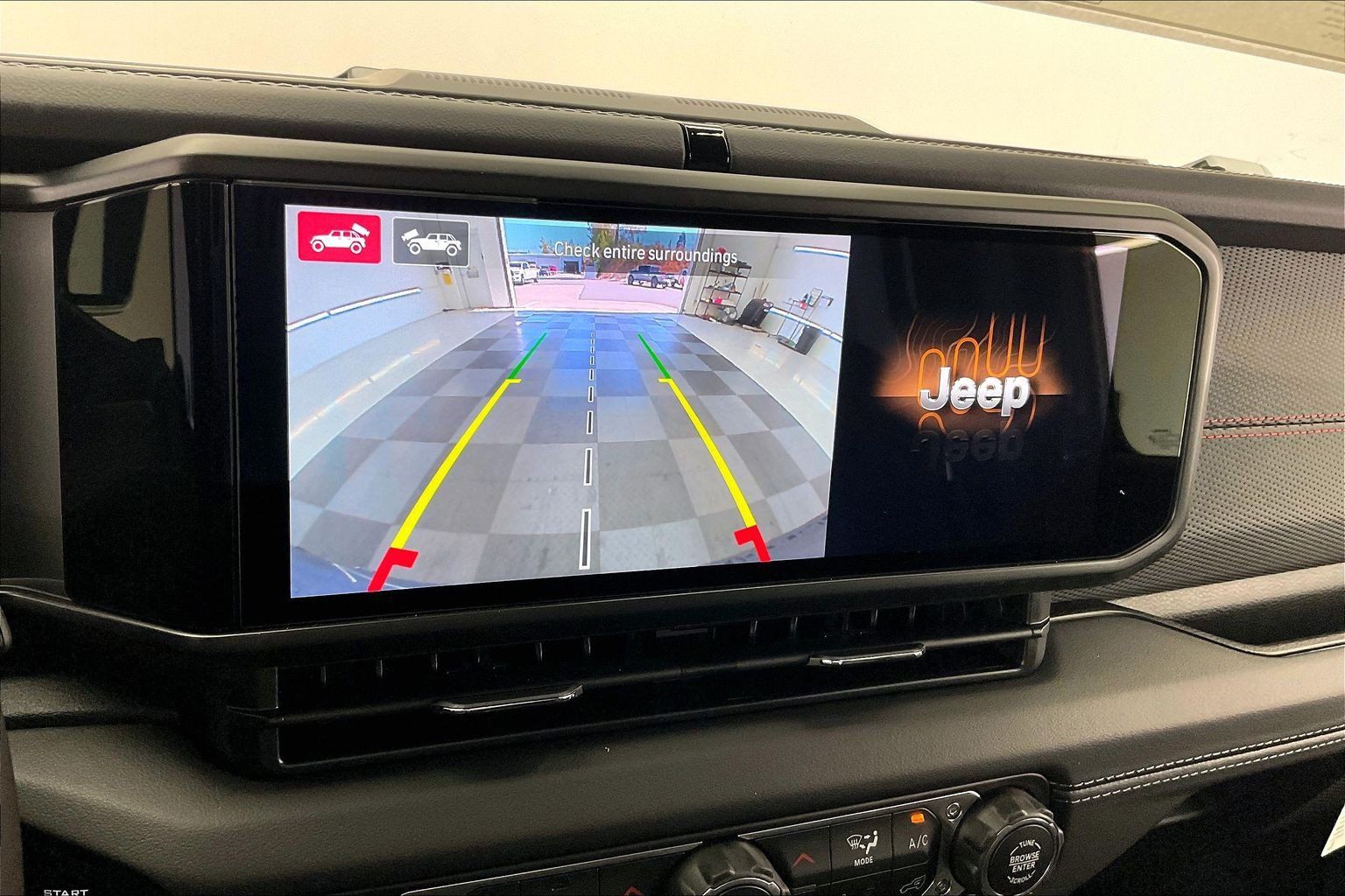 New 2027 Jeep Wrangler Unlimited Rubicon AWD/4WD image 13