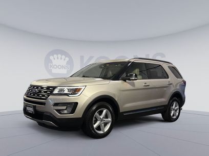 Used 2017 Ford Explorer XLT w/ Equipment Group 202A