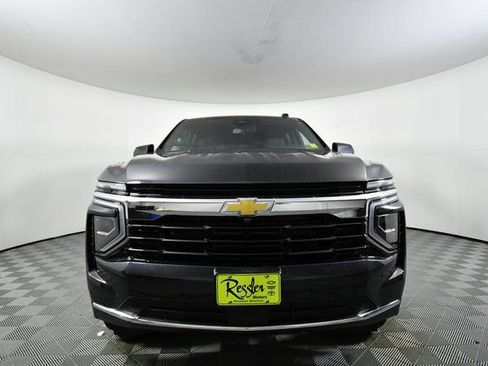 New 2026 Chevrolet Suburban LS image 7