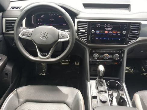 Used 2023 Volkswagen Atlas Cross Sport SEL Premium R-Line AWD/4WD image 15