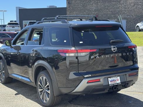 New 2026 Nissan Pathfinder Platinum AWD/4WD image 30