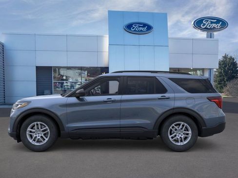 New 2026 Ford Explorer Active image 3
