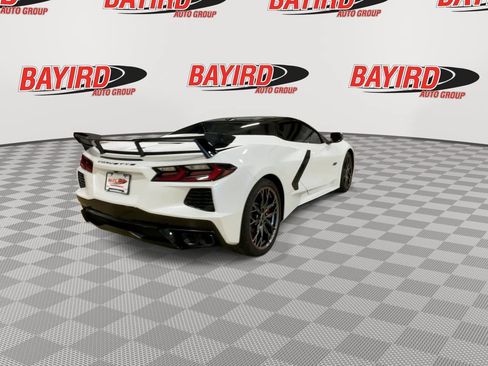 Used 2023 Chevrolet Corvette Stingray Premium Conv w/ Z51 Performance Package RWD image 8