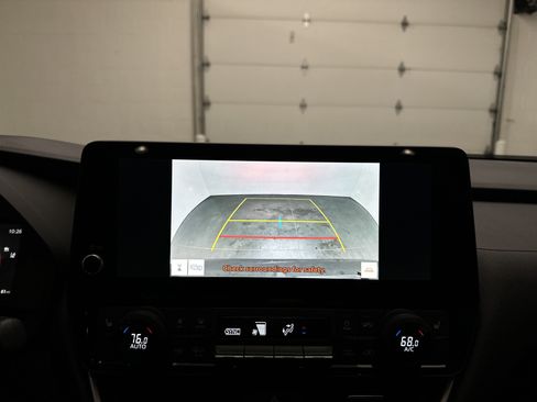 Used 2025 Toyota Grand Highlander AWD image 35