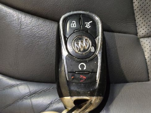 Used 2018 Buick Enclave Premium w/ Trailering Package FWD image 32