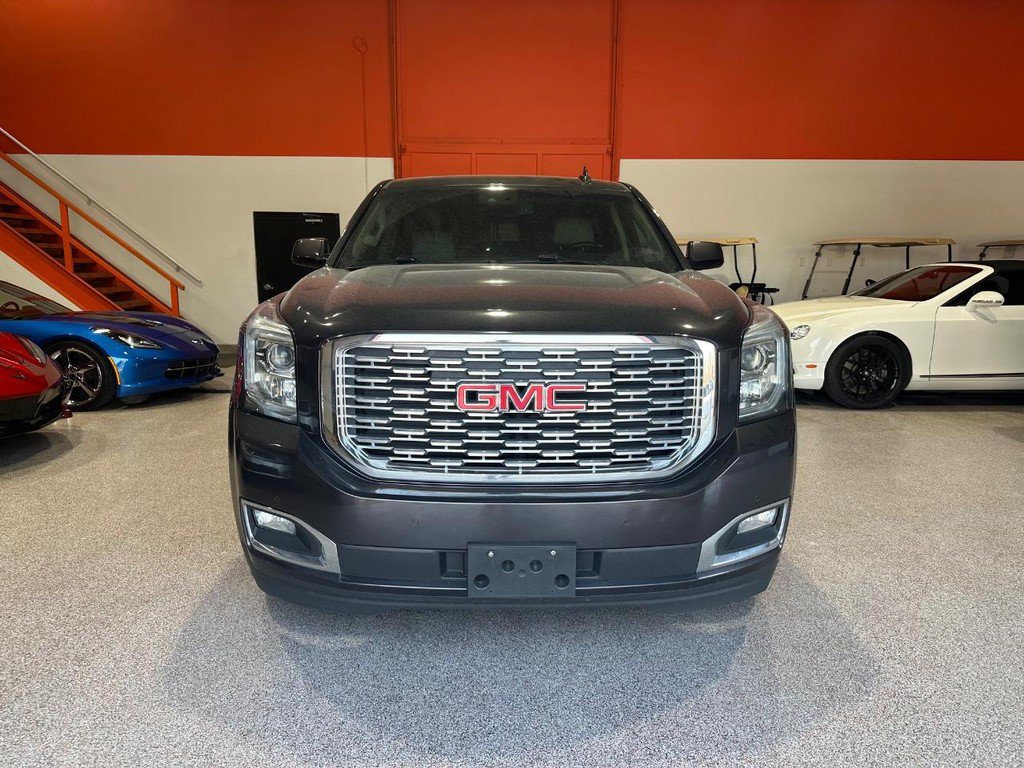 Used 2018 GMC Yukon Denali w/ Denali Ultimate Package AWD/4WD image 10