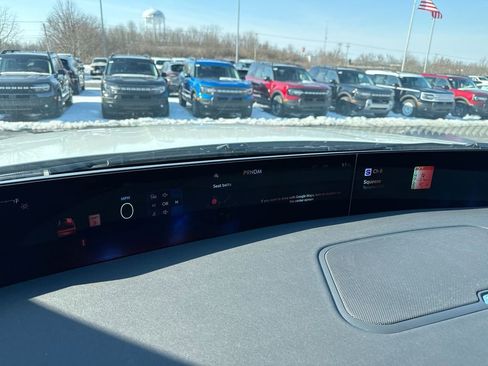 New 2026 Lincoln Navigator L Reserve w/ Jet Appearance Package image 12