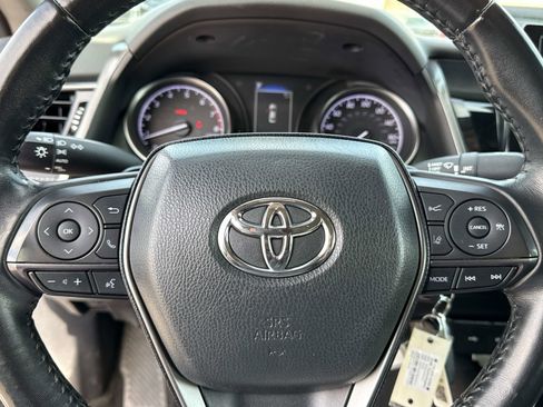 Used 2024 Toyota Camry SE FWD image 21