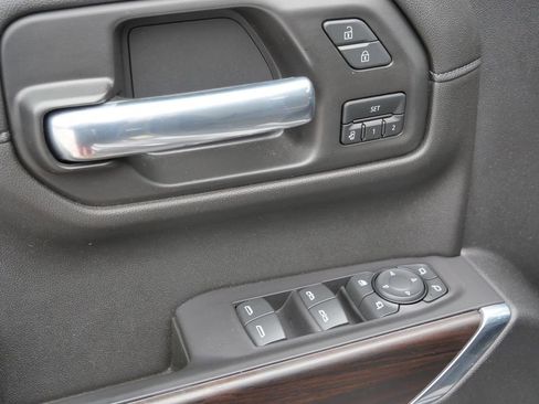 Used 2021 GMC Sierra 1500 SLT w/ SLT Premium Plus Package image 17