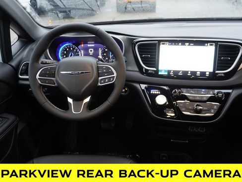 New 2026 Chrysler Voyager LX image 10