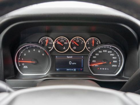 Used 2021 Chevrolet Silverado 1500 LT Trail Boss w/ Bed Protection Package image 21