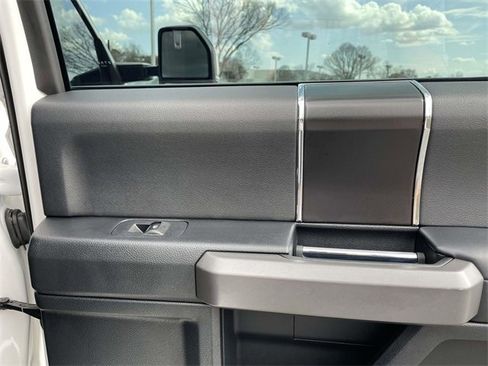 Certified 2019 Ford F350 Platinum w/ Platinum Ultimate Package image 27