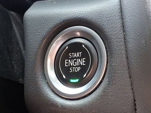 Used 2021 Chevrolet Tahoe Z71 w/ Z71 Signature Package image 23