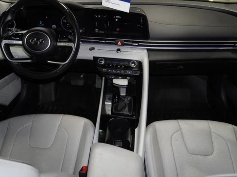 Used 2021 Hyundai Elantra Limited w/ Cargo Package image 16