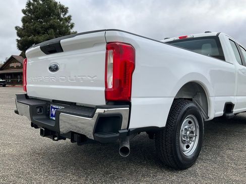 New 2025 Ford F250 XL w/ XL Chrome Package image 78