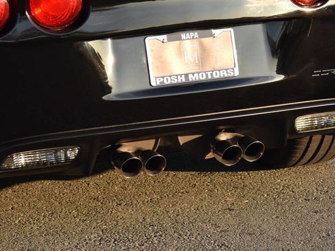 Used 2007 Chevrolet Corvette Coupe w/ Preferred Equipment Group image 17