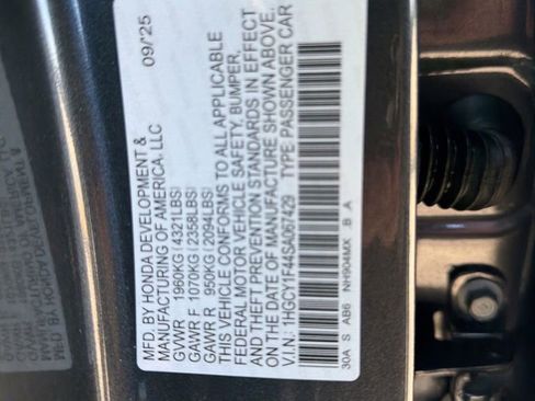 Used 2025 Honda Accord SE image 30