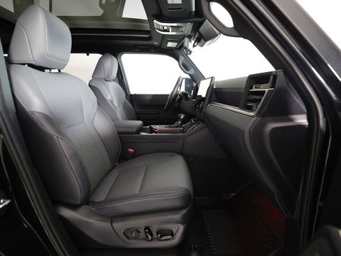 Used 2026 Lexus GX 550 w/ Accessory Package (31) AWD/4WD image 10