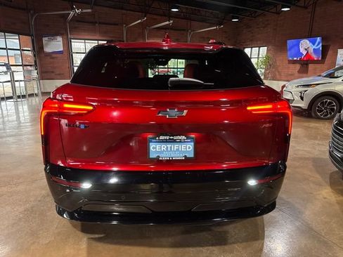 Used 2024 Chevrolet Blazer EV RS image 8