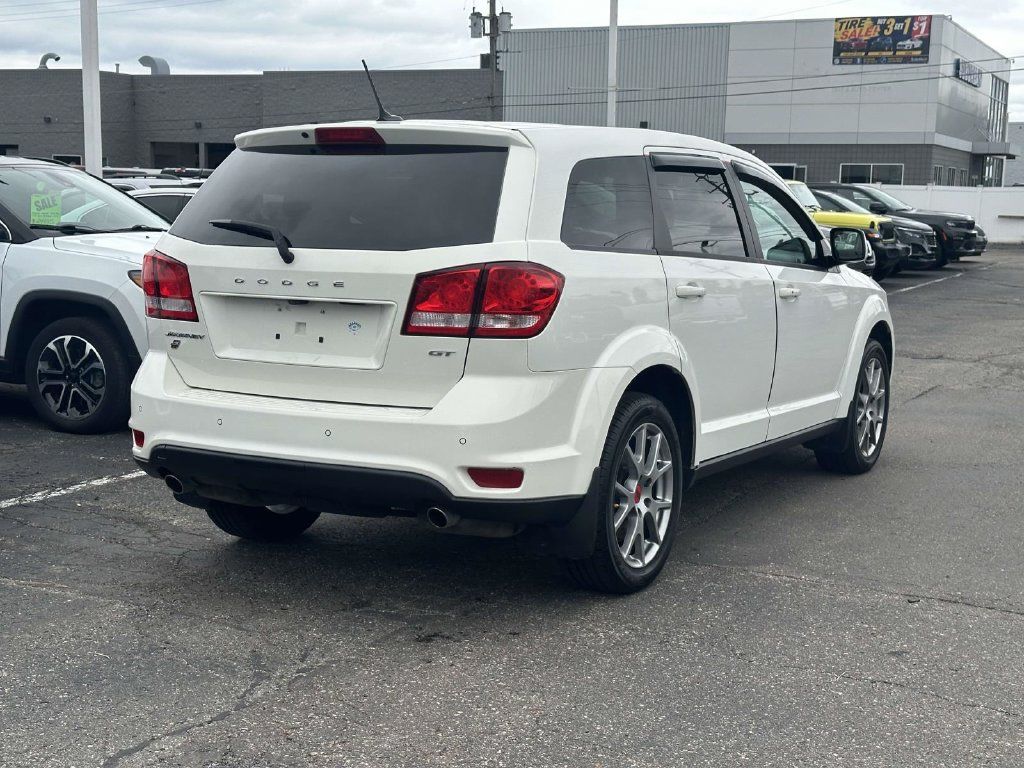 Used 2018 Dodge Journey GT w/ Driver Convenience Group AWD/4WD image 4