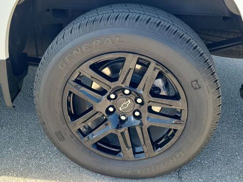 Certified 2023 Chevrolet Silverado 1500 Custom w/ Rally Edition image 8