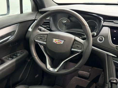 Used 2023 Cadillac XT6 Luxury FWD image 19