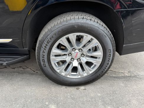 Used 2025 GMC Yukon Denali image 10