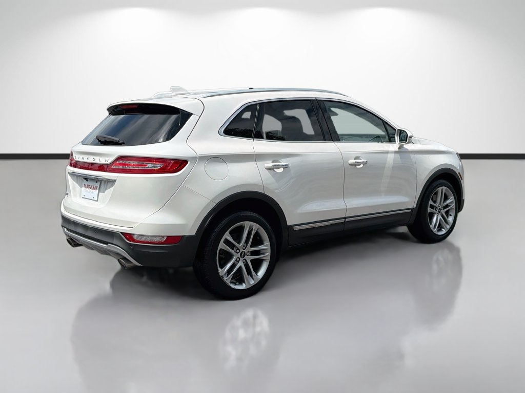 Used 2019 Lincoln MKC Reserve w/ MKC Climate Package AWD/4WD image 3