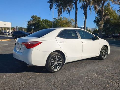 Used 2018 Toyota Corolla SE image 4