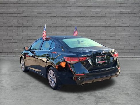 Used 2025 Nissan Sentra S FWD image 9