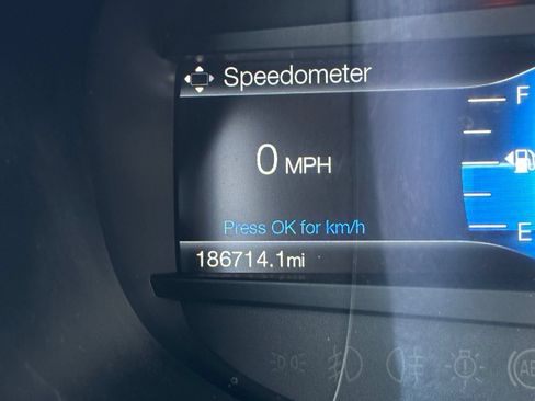 Used 2018 Ford Edge SEL w/ Equipment Group 201A AWD/4WD image 19