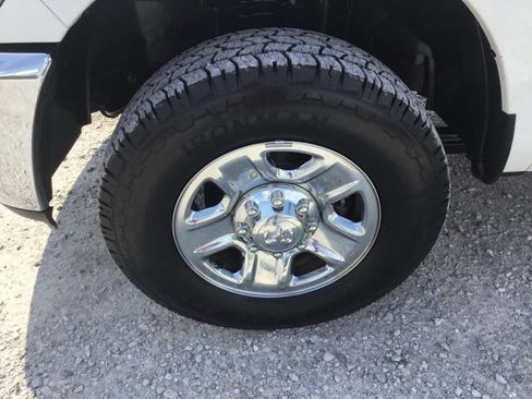 Used 2014 RAM 2500 SLT image 9