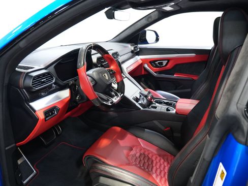 Used 2019 Lamborghini Urus AWD/4WD image 34