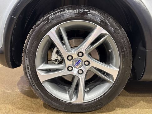 Used 2013 Volvo C30 FWD image 39