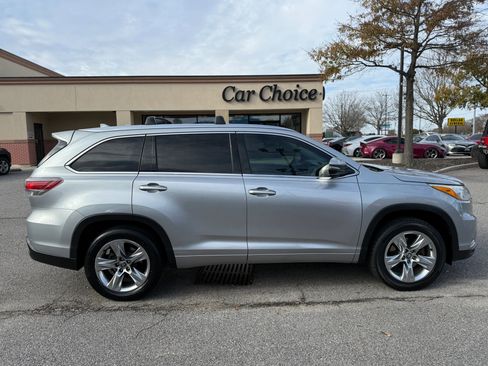 Used 2016 Toyota Highlander Limited Platinum image 6