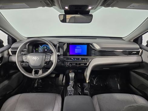 Used 2025 Toyota Camry LE w/ Convenience Package AWD/4WD image 26