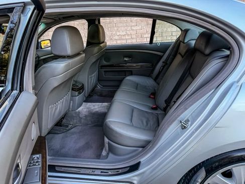 Used 2003 BMW 745Li RWD image 10