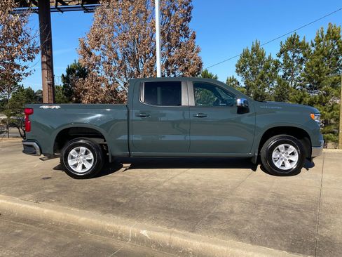 Used 2025 Chevrolet Silverado 1500 LT image 7